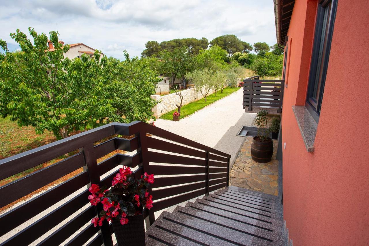 Apartmani Karoca 3 Pula Exterior photo